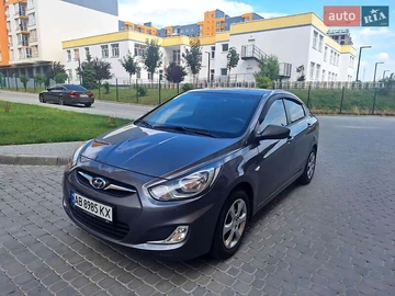 Авто Hyundai Accent 2013 № 7867618