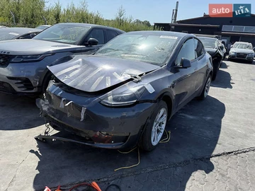 Авто Tesla Model Y 2023 № 7867755