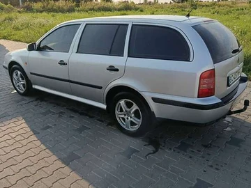 Авто Skoda Octavia 1999 № 7867863