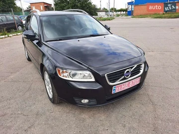 Авто Volvo V50 2012 № 7867999
