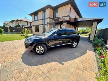 Авто Volkswagen Touareg 2013 № 7868145