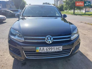 Авто Volkswagen Touareg 2012 № 7868174