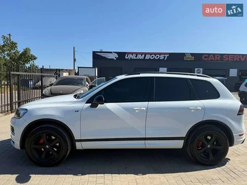Авто Volkswagen Touareg 2013 № 7868198