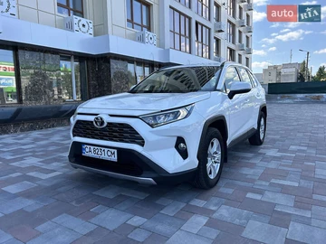Авто Toyota Rav4 2019 № 7868208
