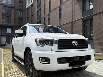 Авто Toyota Sequoia 2018 № 7868234