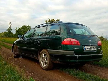 Авто Toyota Avensis 2002 № 7868331