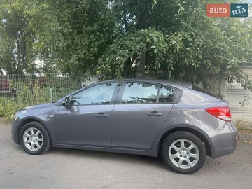 Авто Chevrolet Cruze 2012 № 7868447