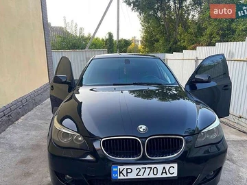Авто BMW 5 Series 2004 № 7868465