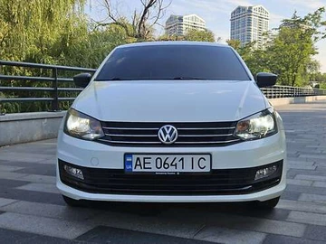 Авто Volkswagen Polo 2016 № 7868538