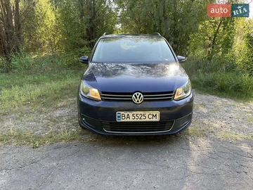 Авто Volkswagen Touran 2013 № 7868540