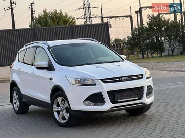 Авто Ford Kuga 2014 № 7868573