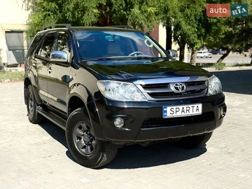Авто Toyota Fortuner 2007 № 7868586