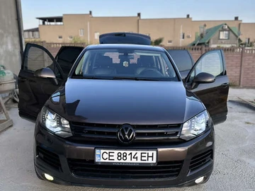 Авто Volkswagen Touareg 2012 № 7868694