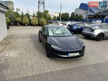 Авто Tesla Model 3 2024 № 7868760