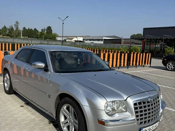 Авто Chrysler 300C 2005 № 7868914