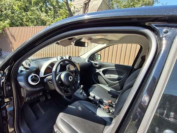 Авто smart Eq Forfour 2018 № 7868923