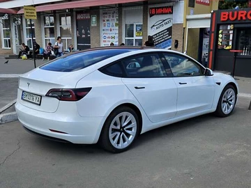 Авто Tesla Model 3 2023 № 7868929