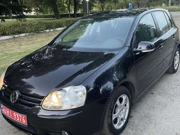 Авто Volkswagen Golf 2005 № 7868937