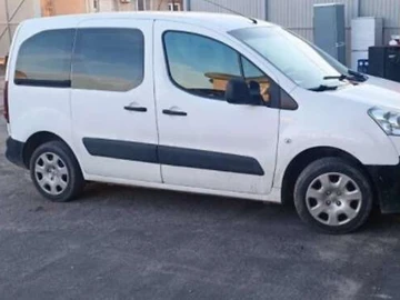 Авто Peugeot Partner 2013 № 7868975