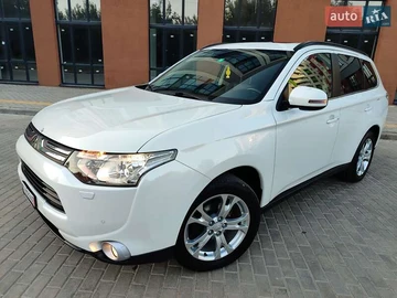 Авто Mitsubishi Outlander 2013 № 7868999
