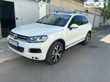 Авто Volkswagen Touareg 2012 № 7869015