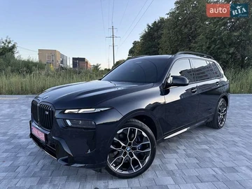 Авто BMW X7 2023 № 7869027