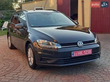 Авто Volkswagen Golf 2018 № 7869118