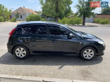 Авто Hyundai I30 2011 № 7869242