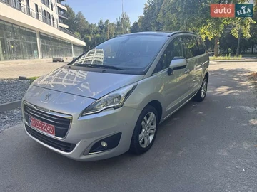 Авто Peugeot 5008 2015 № 7869293