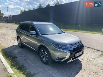 Авто Mitsubishi Outlander 2019 № 7869345