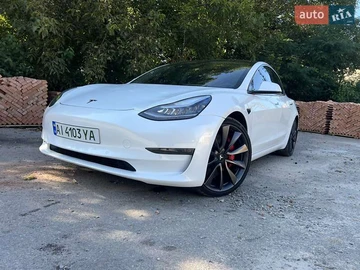 Авто Tesla Model 3 2019 № 7869375
