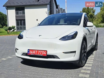 Авто Tesla Model Y 2023 № 7869388