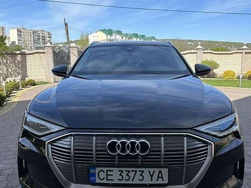 Авто Audi E-Tron 2020 № 7869404