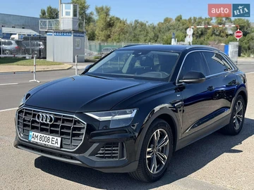 Авто Audi Q8 2018 № 7869406