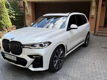 Авто BMW X7 2022 № 7869415