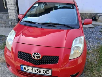 Авто Toyota Yaris 2008 № 7869435