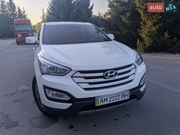 Авто Hyundai Santa Fe 2014 № 7869666