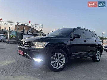 Авто Volkswagen Tiguan 2019 № 7869679