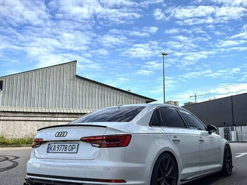Авто Audi A4 2015 № 7869717