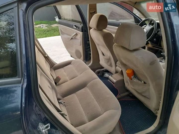 Авто Volkswagen Passat 1999 № 7869782