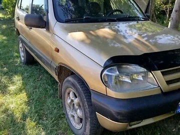 Авто Chevrolet Niva 2004 № 7869790