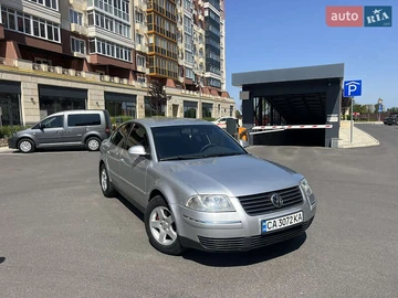 Авто Volkswagen Passat 2004 № 7869840
