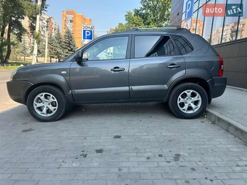 Авто Hyundai Tucson 2009 № 7870012