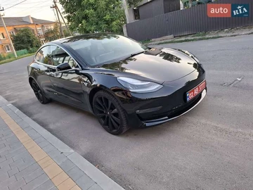 Авто Tesla Model 3 2018 № 7870138