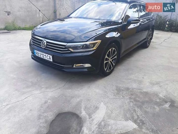 Авто Volkswagen Passat 2018 № 7870147