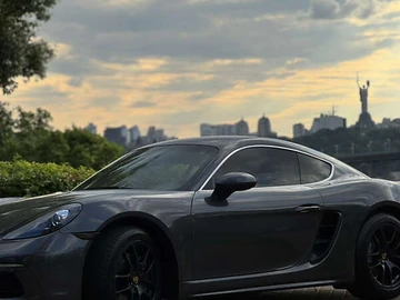 Авто Porsche Cayman 2017 № 7870198