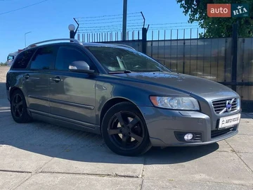 Авто Volvo V50 2011 № 7870417