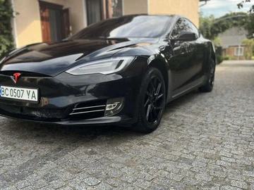 Авто Tesla Model S 2016 № 7870601