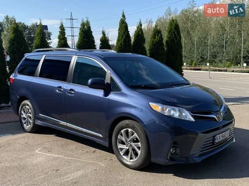 Авто Toyota Sienna 2018 № 7870632
