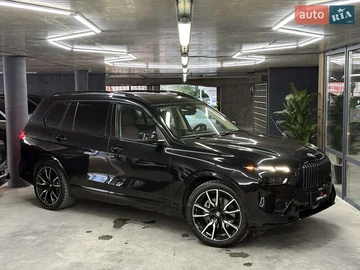 Авто BMW X7 2023 № 7870688